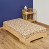 Drap housse Mila sur lit en bois