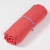 Drap housse rose foncé roulé